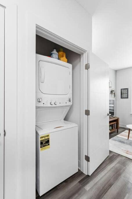 Mid-Century Modern Studio Cozysuites Downtown Indianapolis Dış mekan fotoğraf